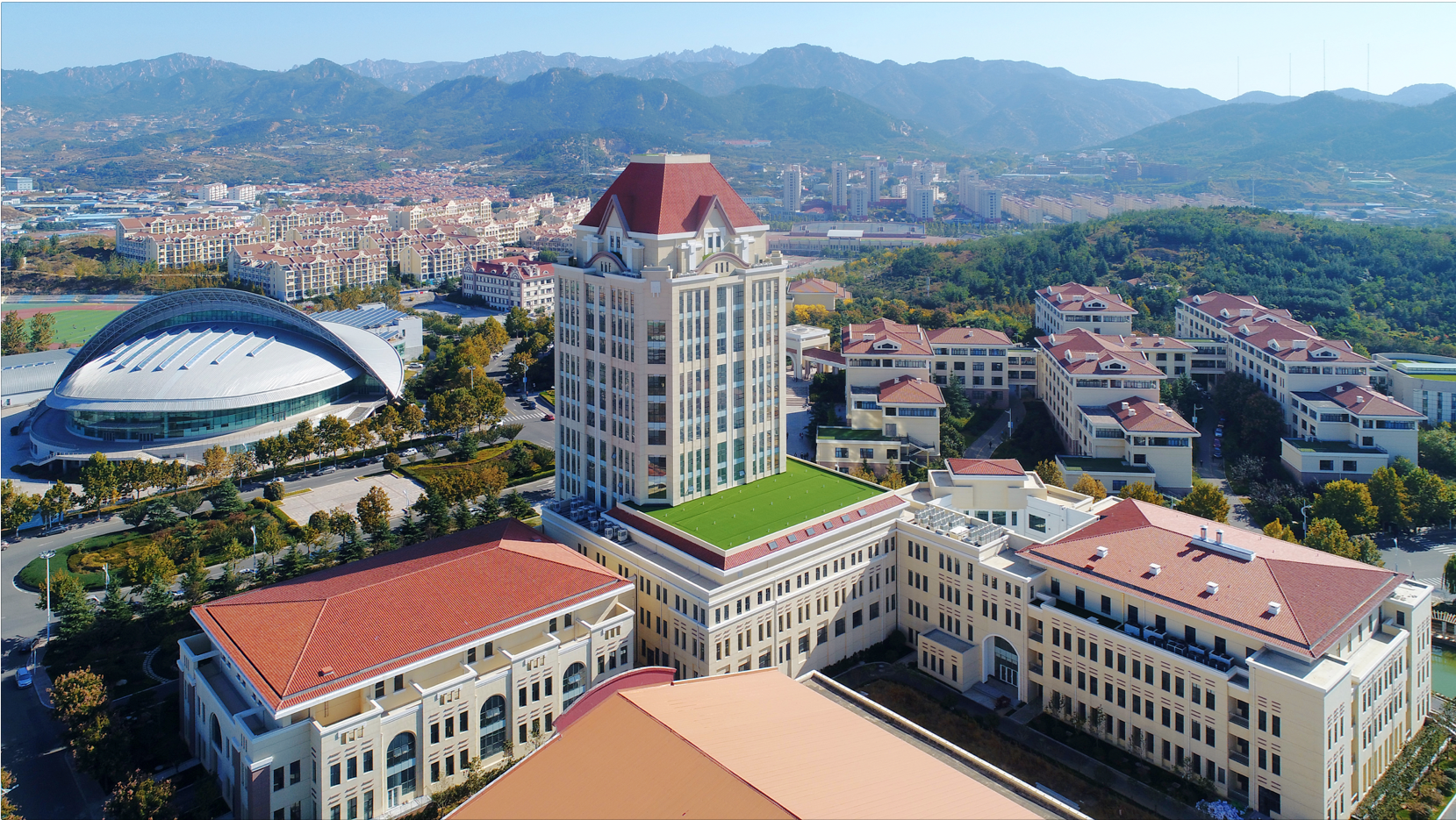 市崂山区松岭路238号            中国海洋大学崂山校区海洋科技楼